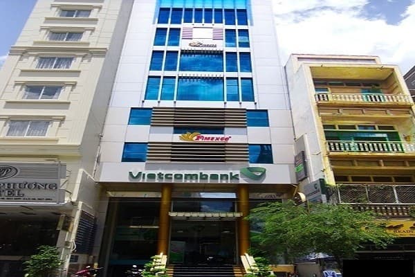 KHI THUÊ CAO ỐC VĂN PHÒNG BẠN NÊN TRỰC TIẾP HAY THÔNG QUA ĐƠN VỊ MÔI GIỚI